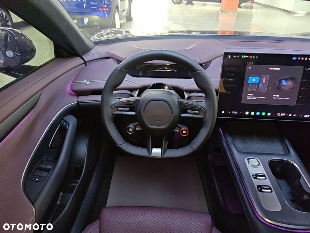 Xiaomi SU7 - 12