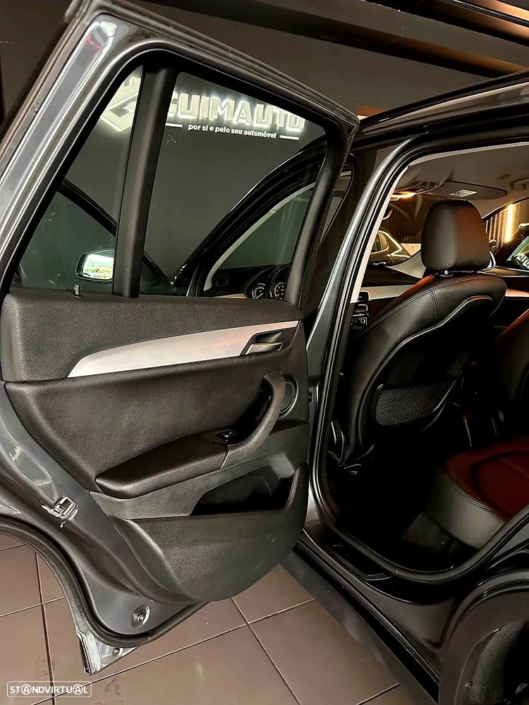 BMW X1 16 d sDrive Line Sport - 15