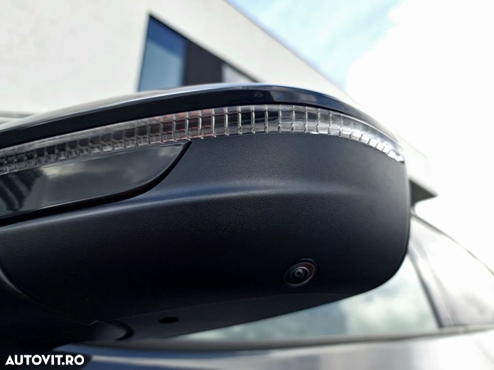 Volkswagen ID.4 - 9