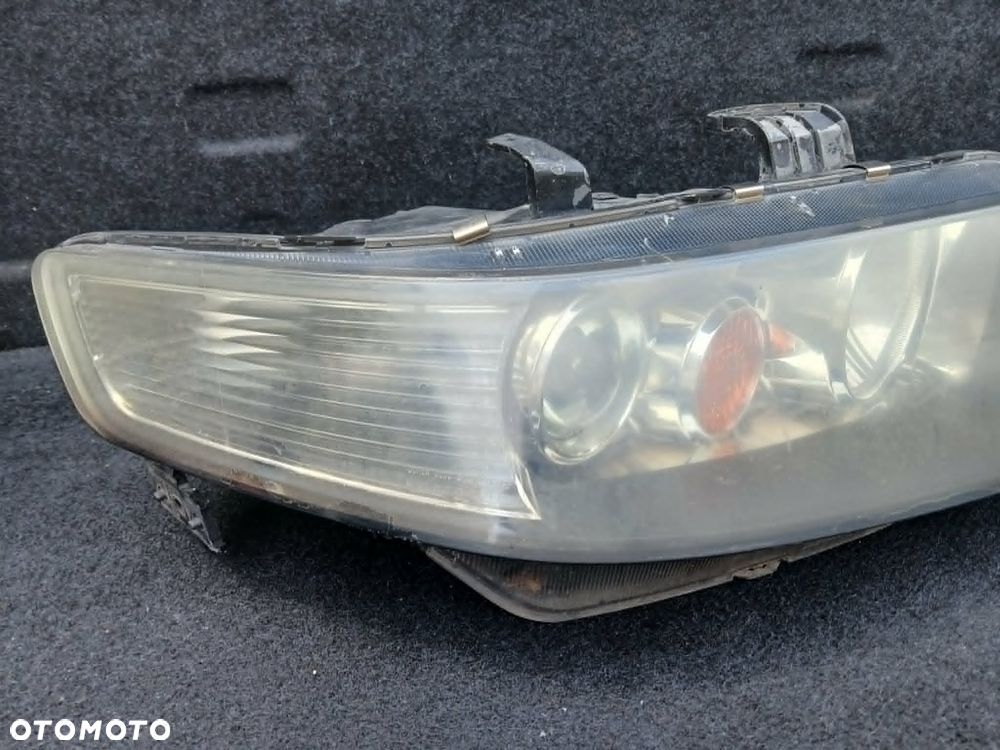 Honda Accord VII lampa przednia prawa - 3
