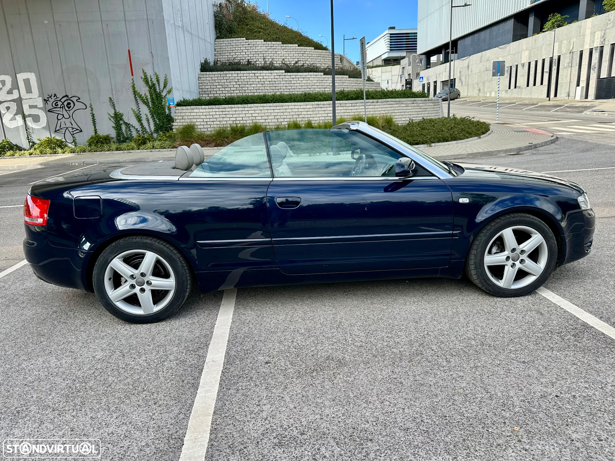 Audi A4 Cabrio 2.0 TDi Exclusive - 11