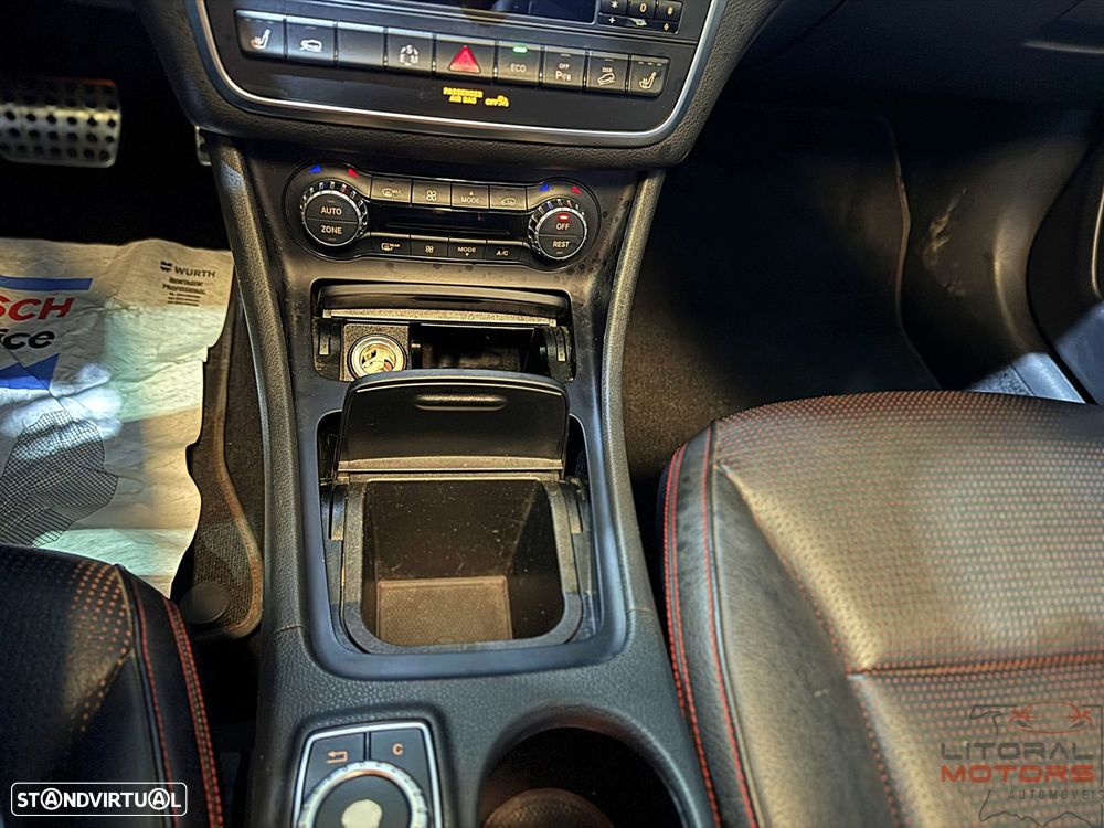 Mercedes-Benz GLA 220 CDI 4Matic 7G-DCT AMG Line - 31