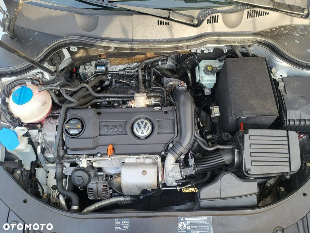 Volkswagen Passat - 29