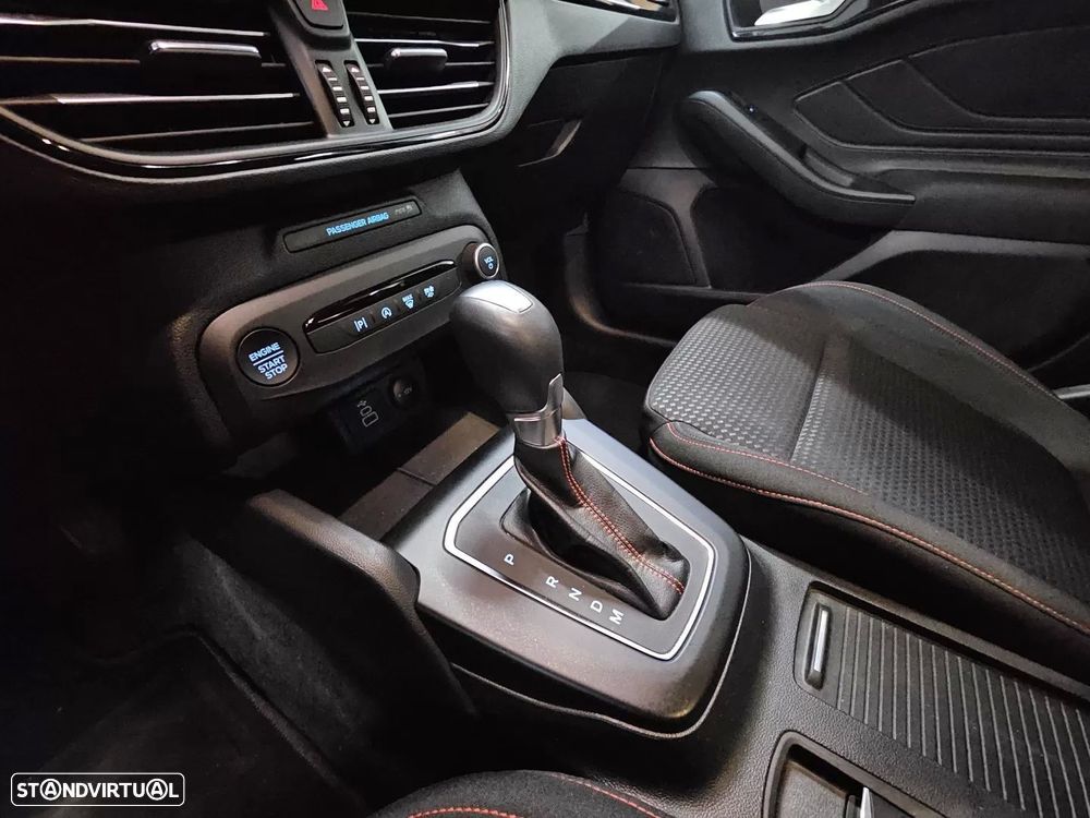 Ford Focus SW 1.0 EcoBoost MHEV ST-Line Aut. - 7