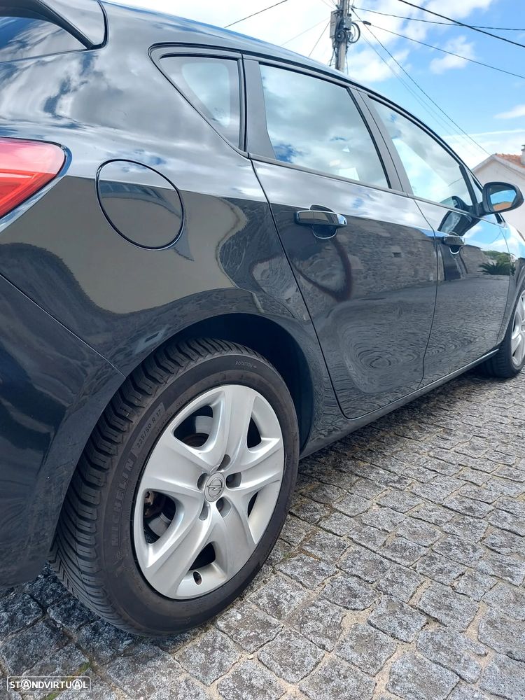 Opel Astra 1.7 CDTI DPF ecoFLEX S&S Sport - 13