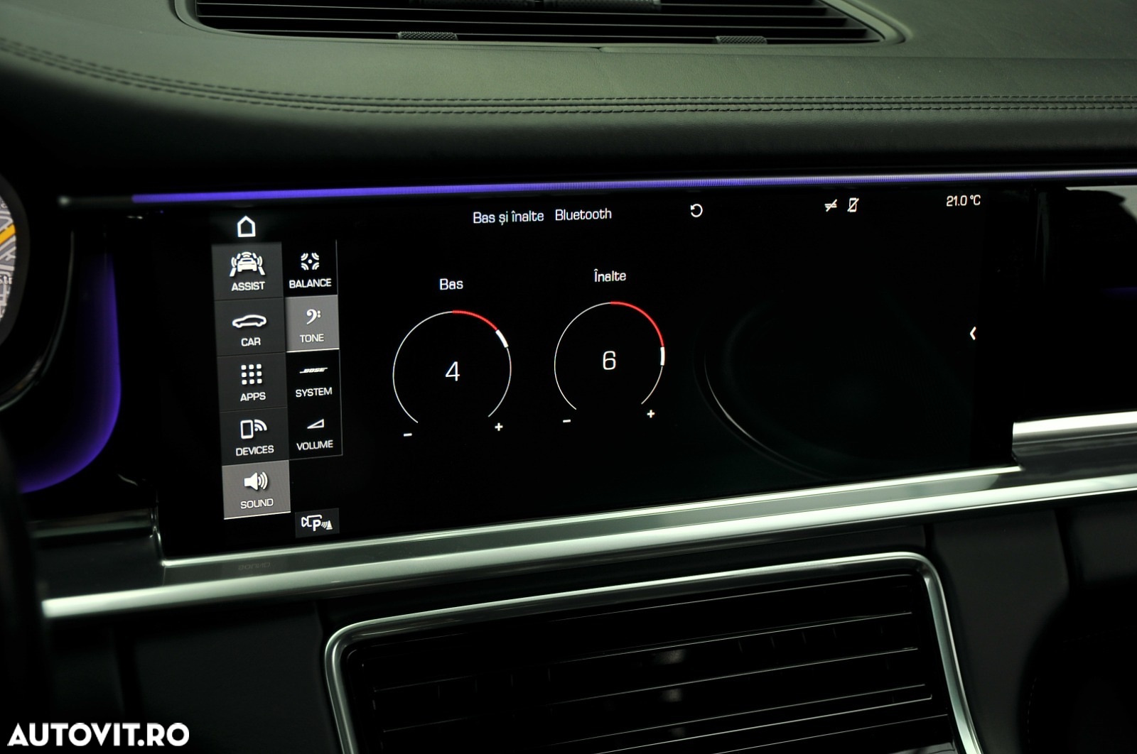 Porsche Panamera 4S - 32