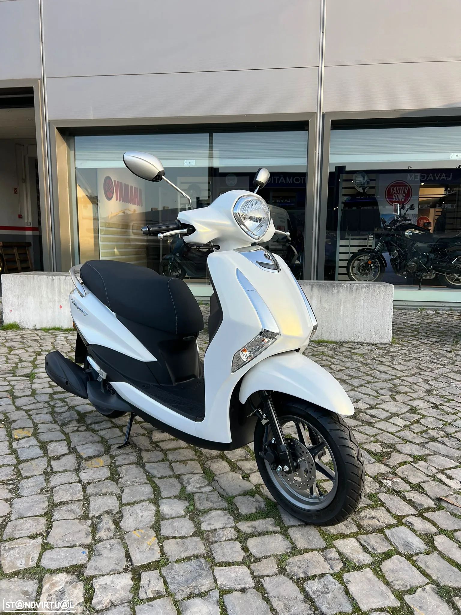Yamaha Delight - 1