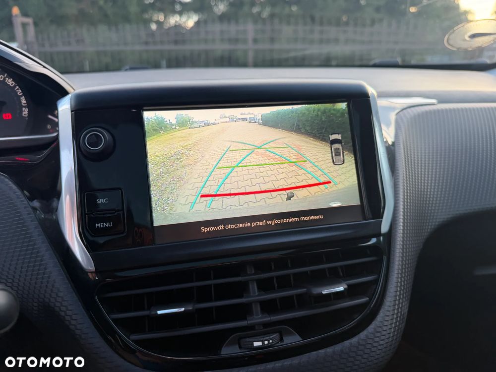 Peugeot 2008 PureTech 110 Stop&Start Allure - 19