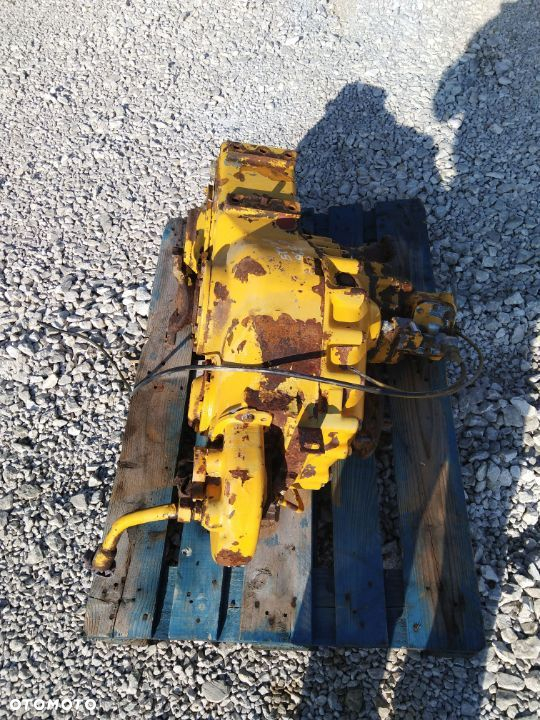 Dropbox Skrzynia Volvo A25 - 2