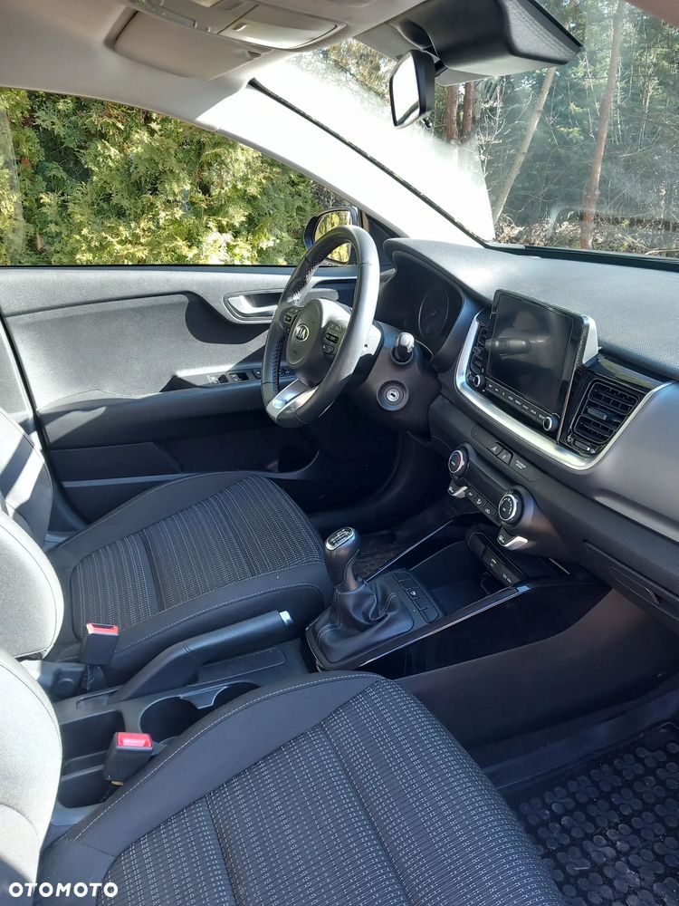 Kia Stonic 1.0 T-GDI L - 4