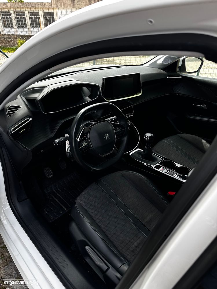 Peugeot 208 PureTech 100 Allure Pack - 11