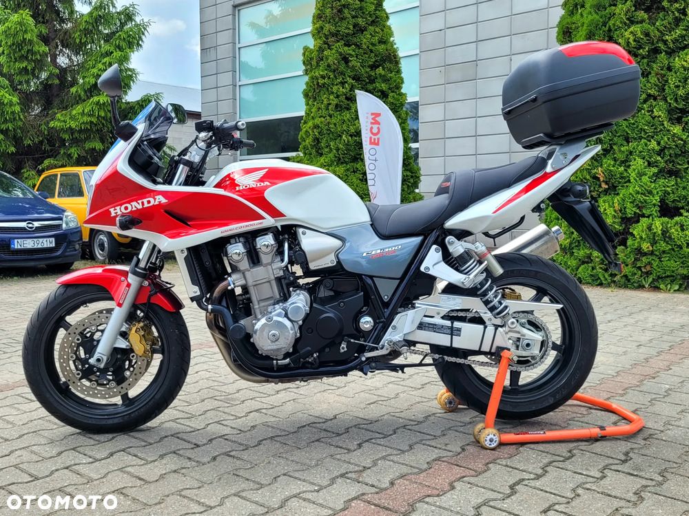 Honda CB - 4