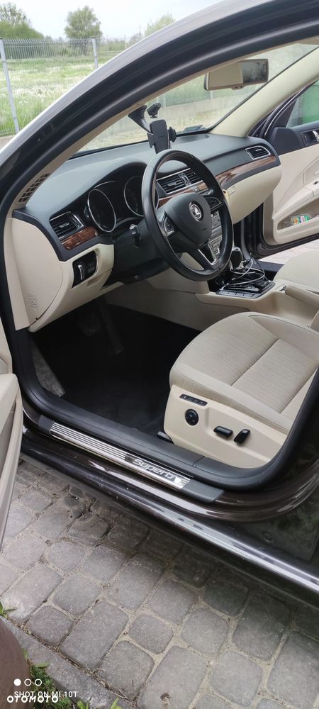 Skoda Superb 2.0 TSI Elegance DSG - 12