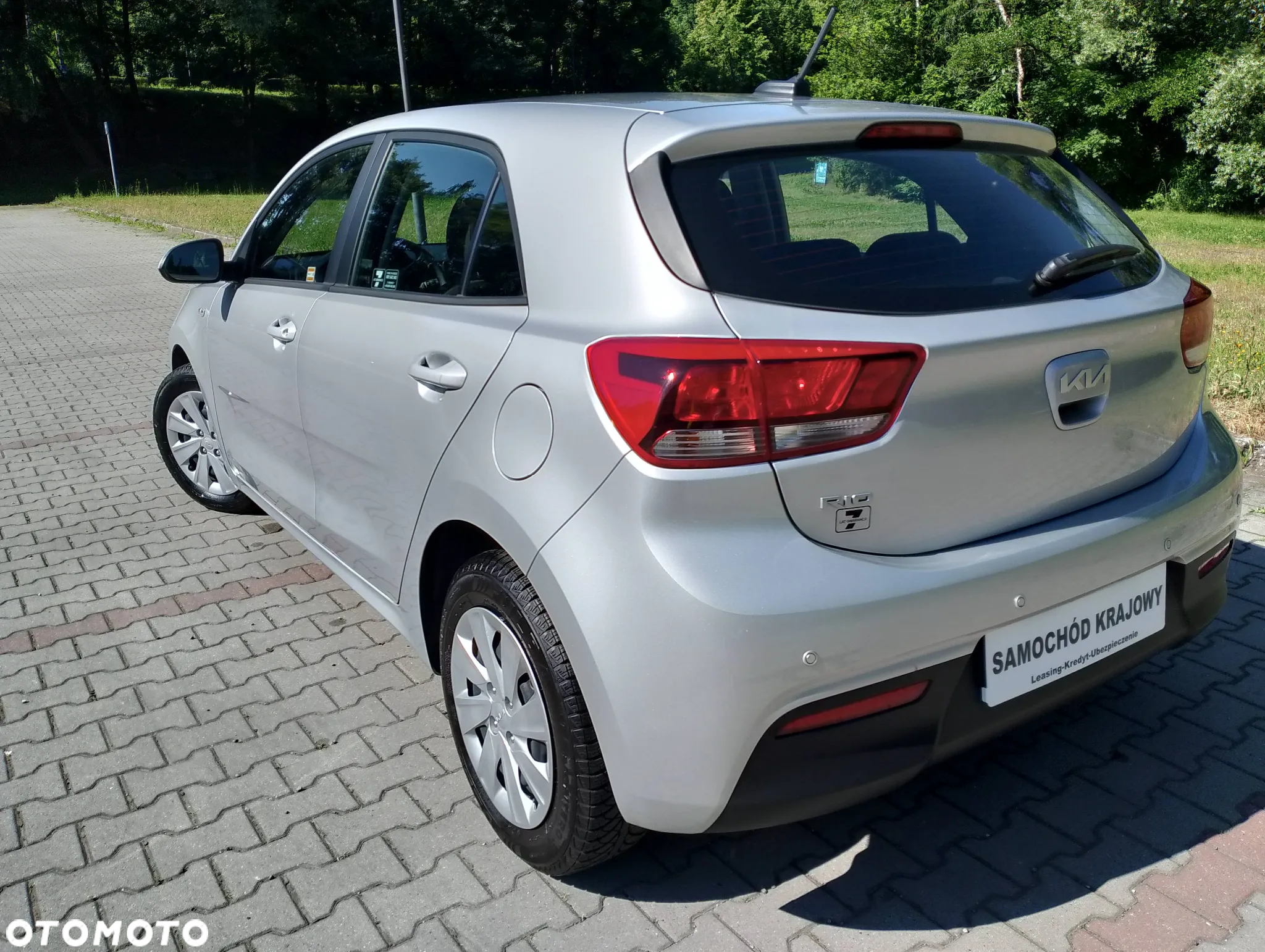 Kia Rio 1.2 M - 11