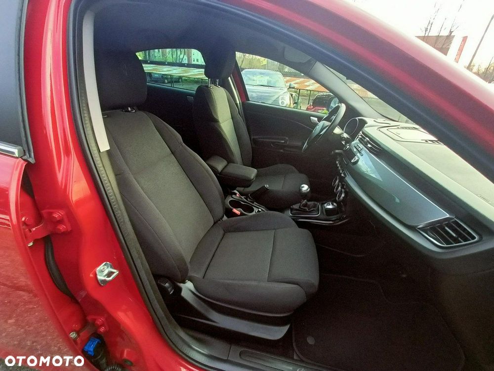 Alfa Romeo Giulietta - 25