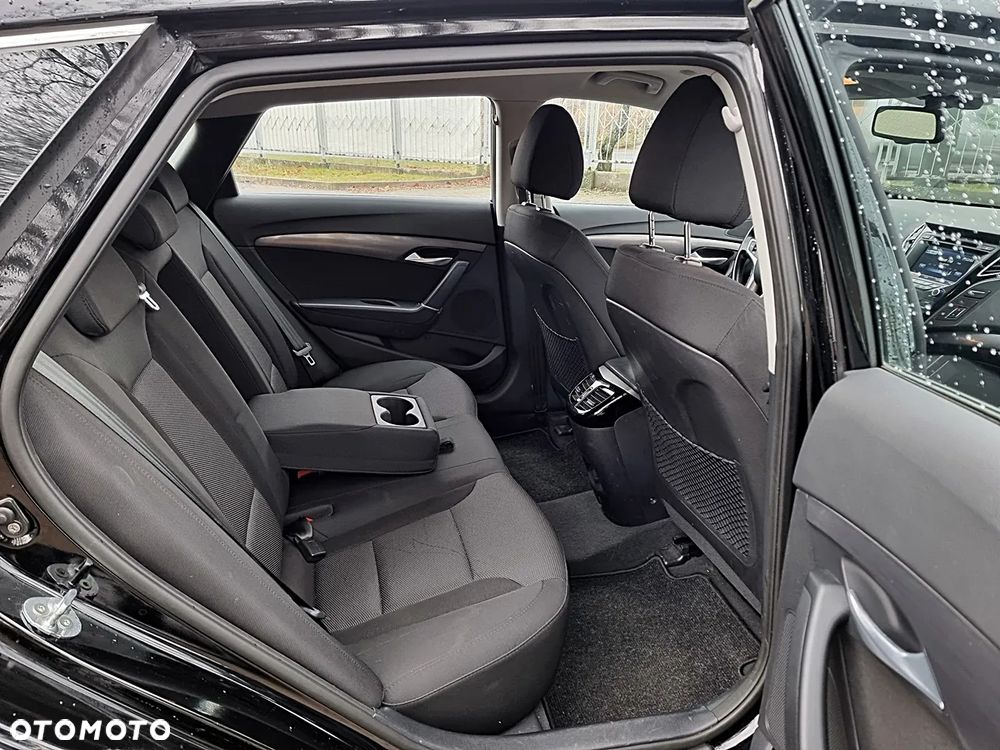 Hyundai i40 i40cw 1.6 Fifa World Cup Edition - 17