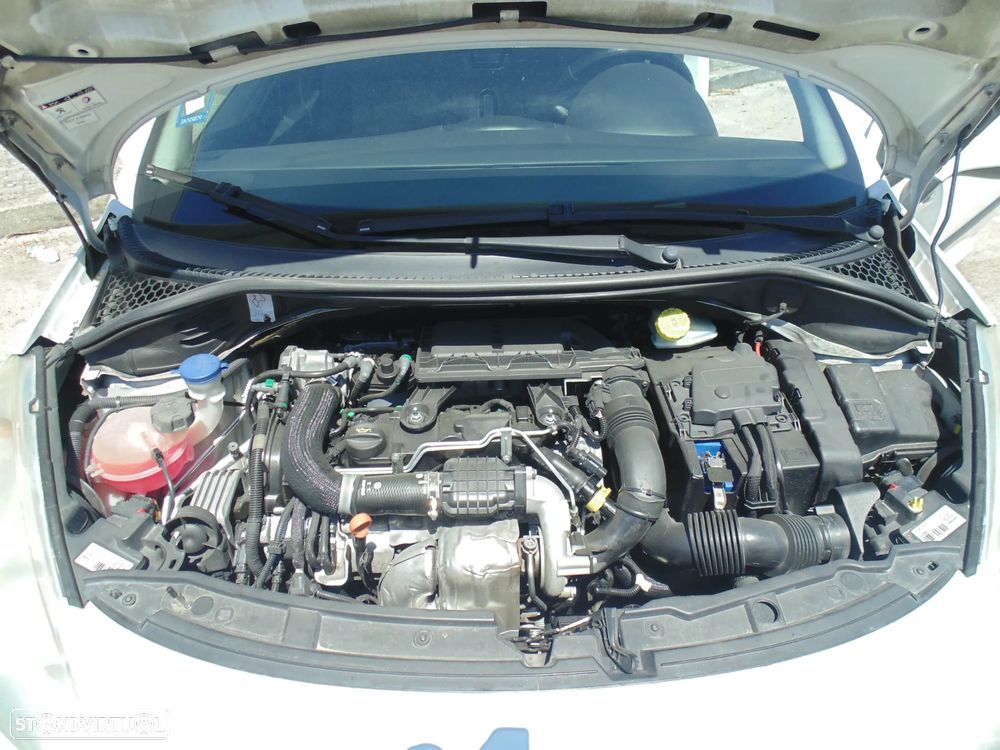 Peugeot 207 1.4 HDI - 23