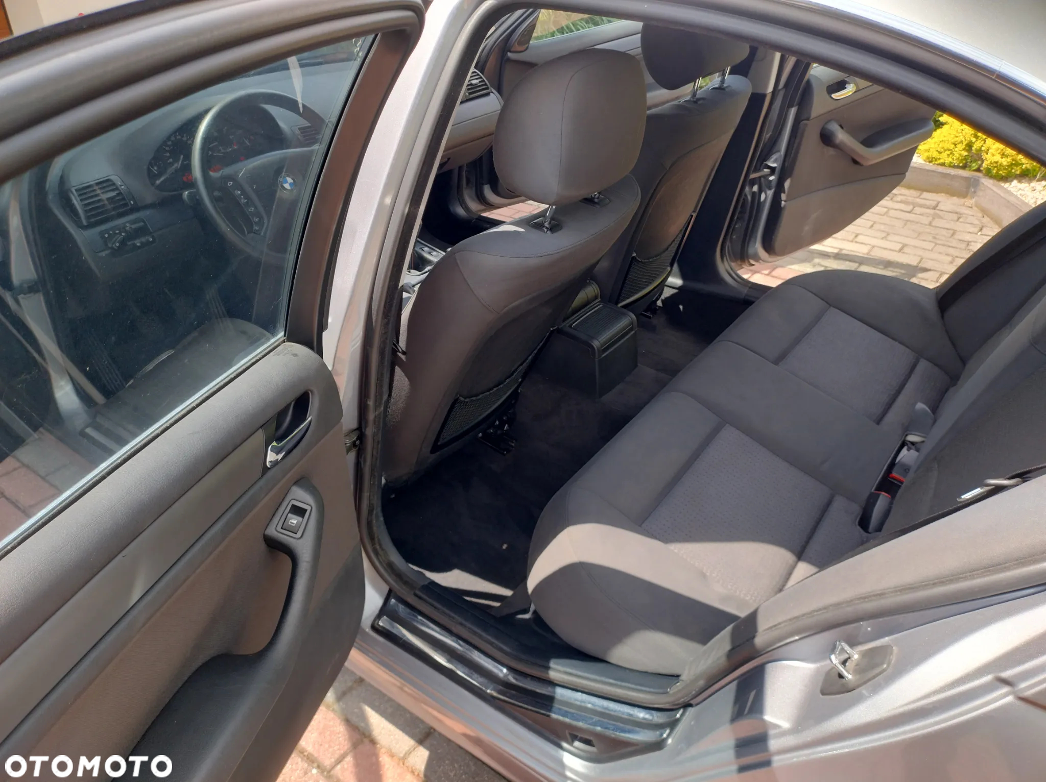 BMW Seria 3 320i - 21