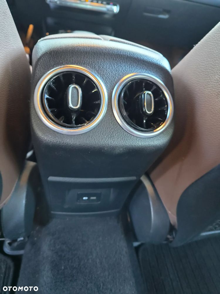 Mercedes-Benz CLA 180 d 7G-DCT Progressive - 10