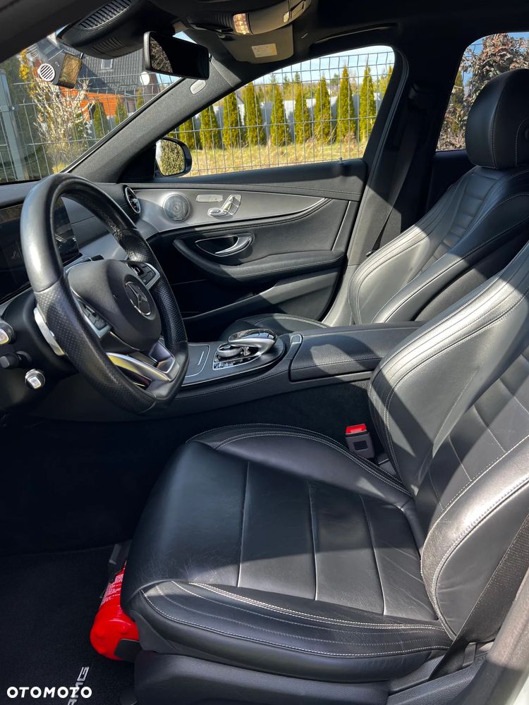 Mercedes-Benz Klasa E 220 d 9G-TRONIC - 10