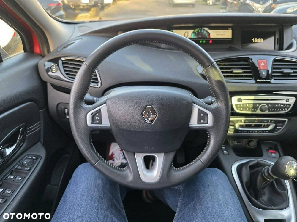 Renault Scenic 1.4 16V TCE Bose Edition - 9