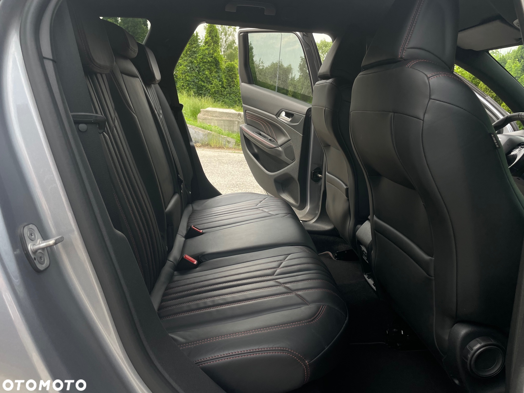 Peugeot 308 SW BlueHDi 120 EAT6 Stop & Start GT-Line Edition - 16