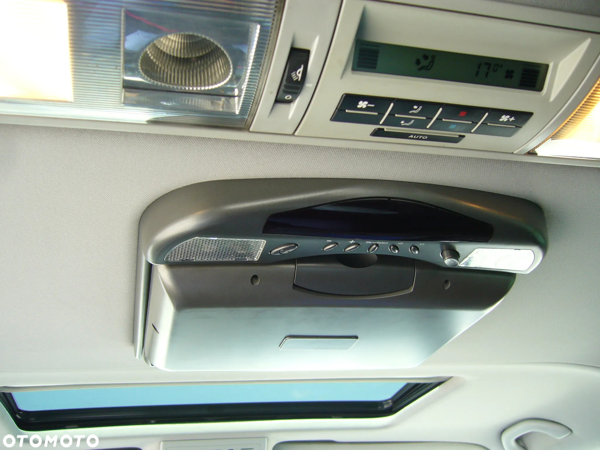 Volkswagen Caravelle TDI L2 Comfortline 4Motion - 10