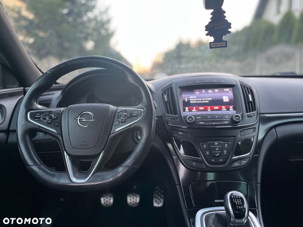 Opel Insignia - 17