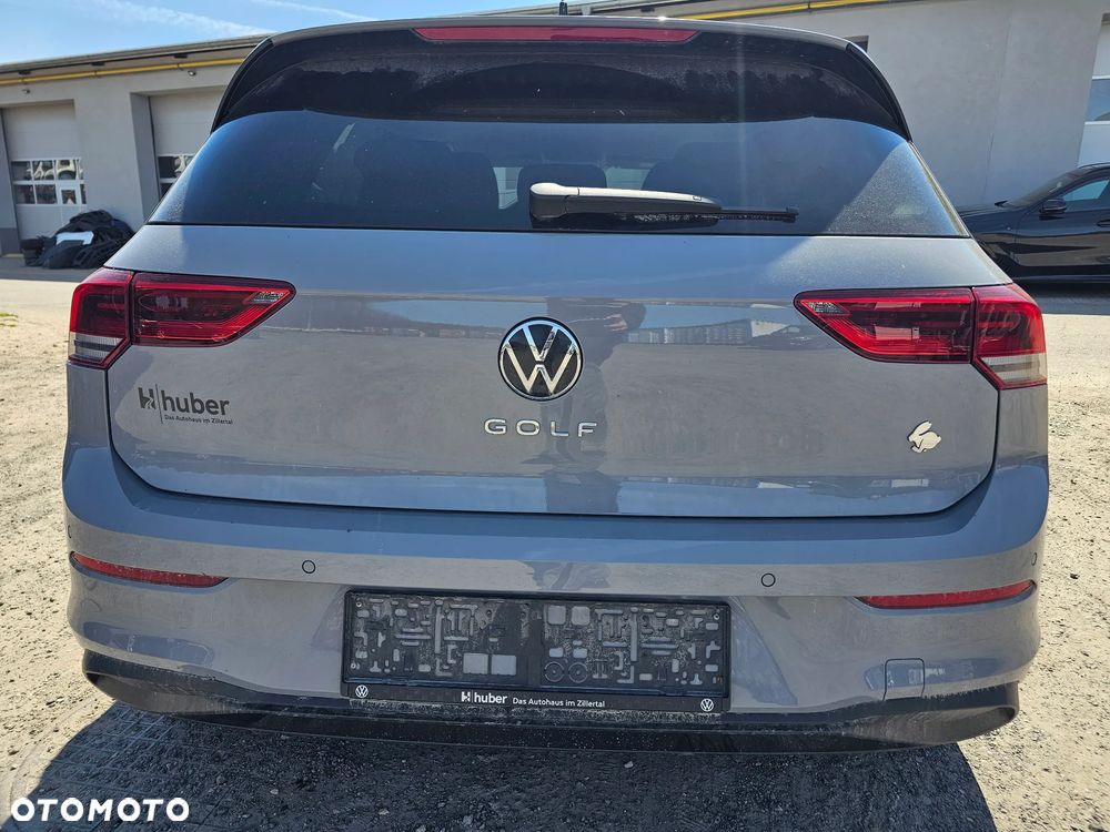 Volkswagen Golf - 16