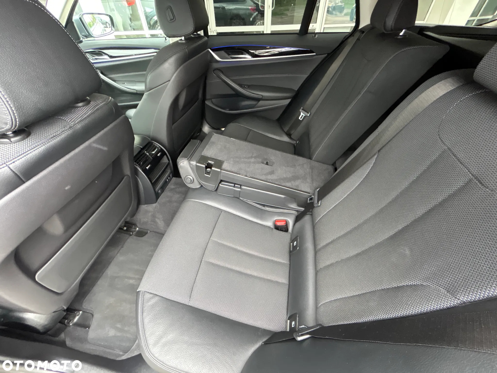 BMW Seria 5 530i xDrive Touring Sport Line - 21