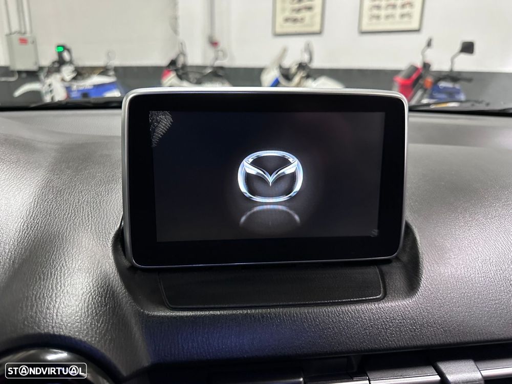 Mazda CX-3 1.5 Sky.Evolve HS - 23