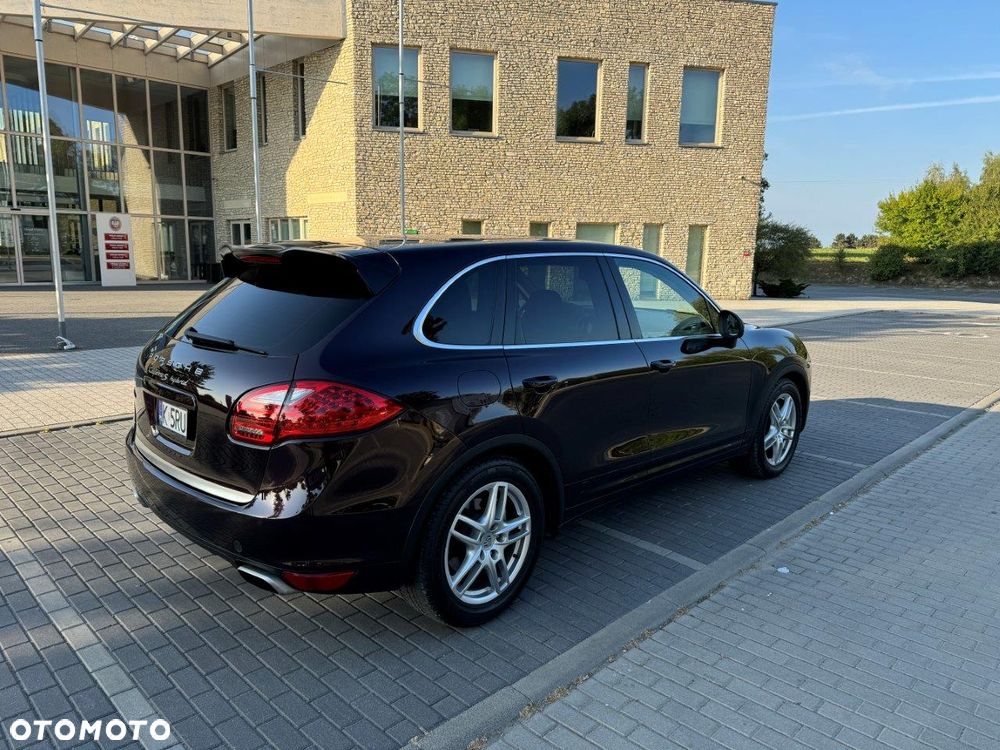 Porsche Cayenne - 6