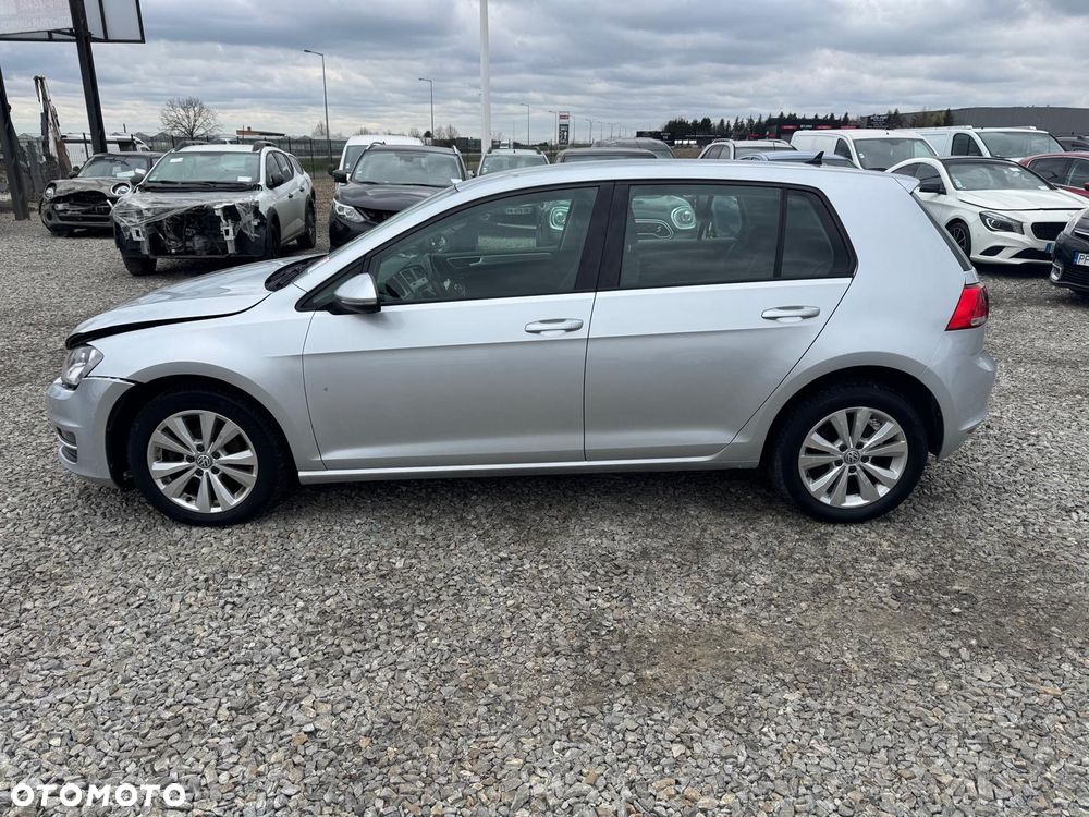 Volkswagen Golf 1.6 TDI DPF BlueMotion Technology DSG Comfortline - 7