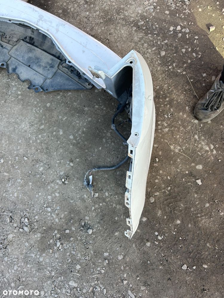 Renault Megane IV zderzak tył tylny kombi 4x pdc - 10