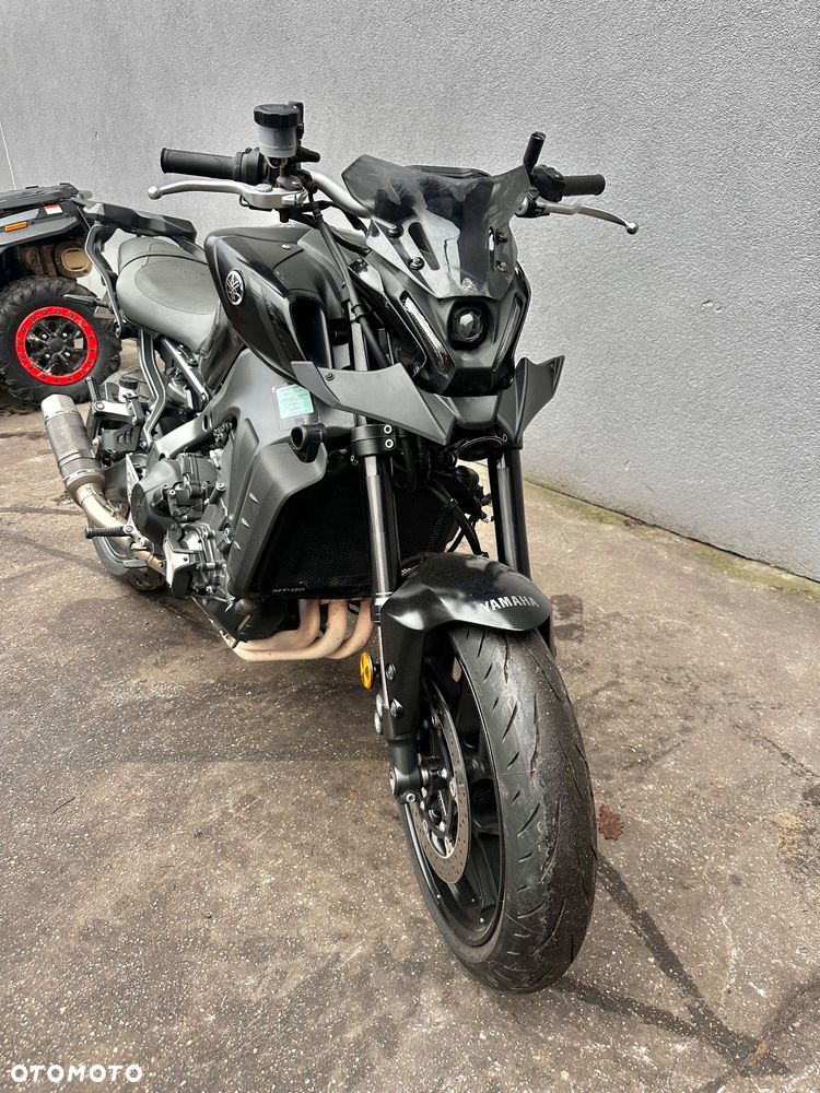 Yamaha MT - 2