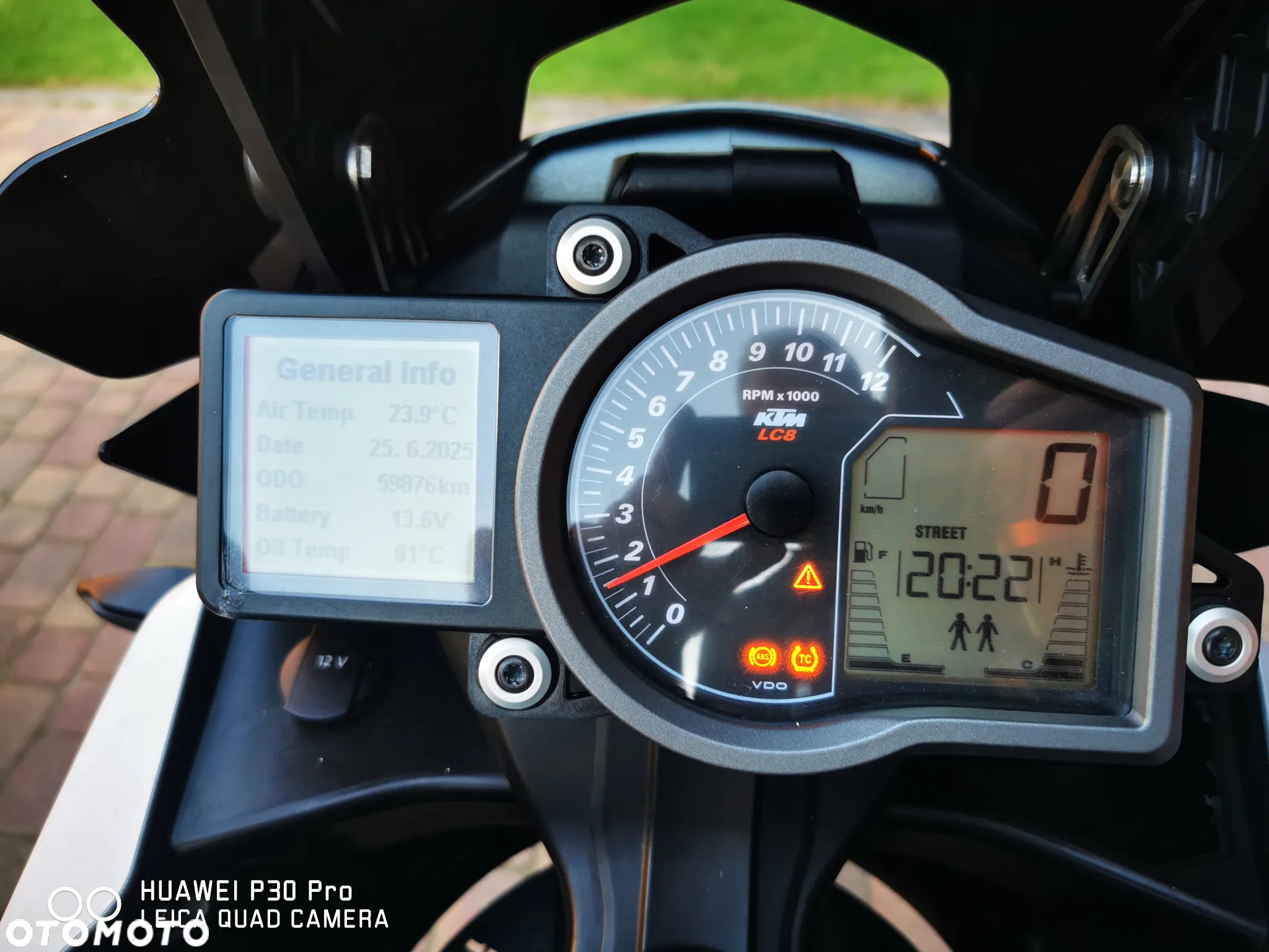 KTM Adventure - 8