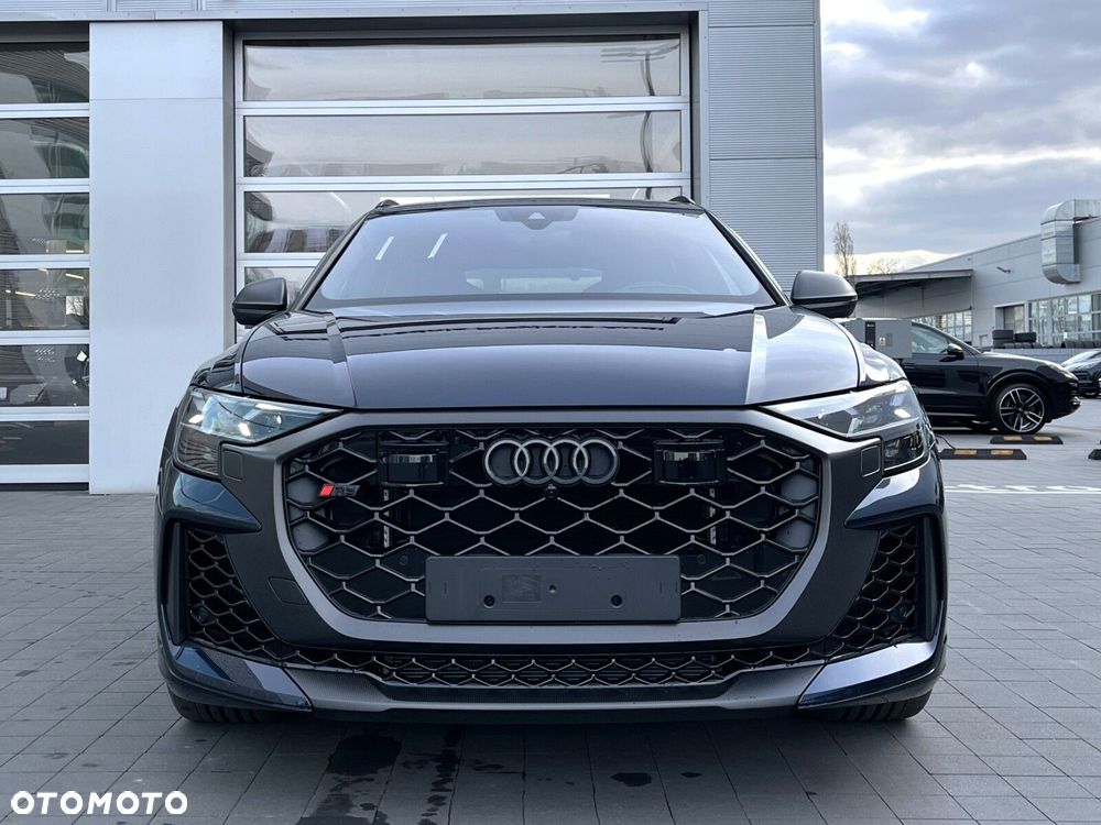 Audi RS Q8 - 9
