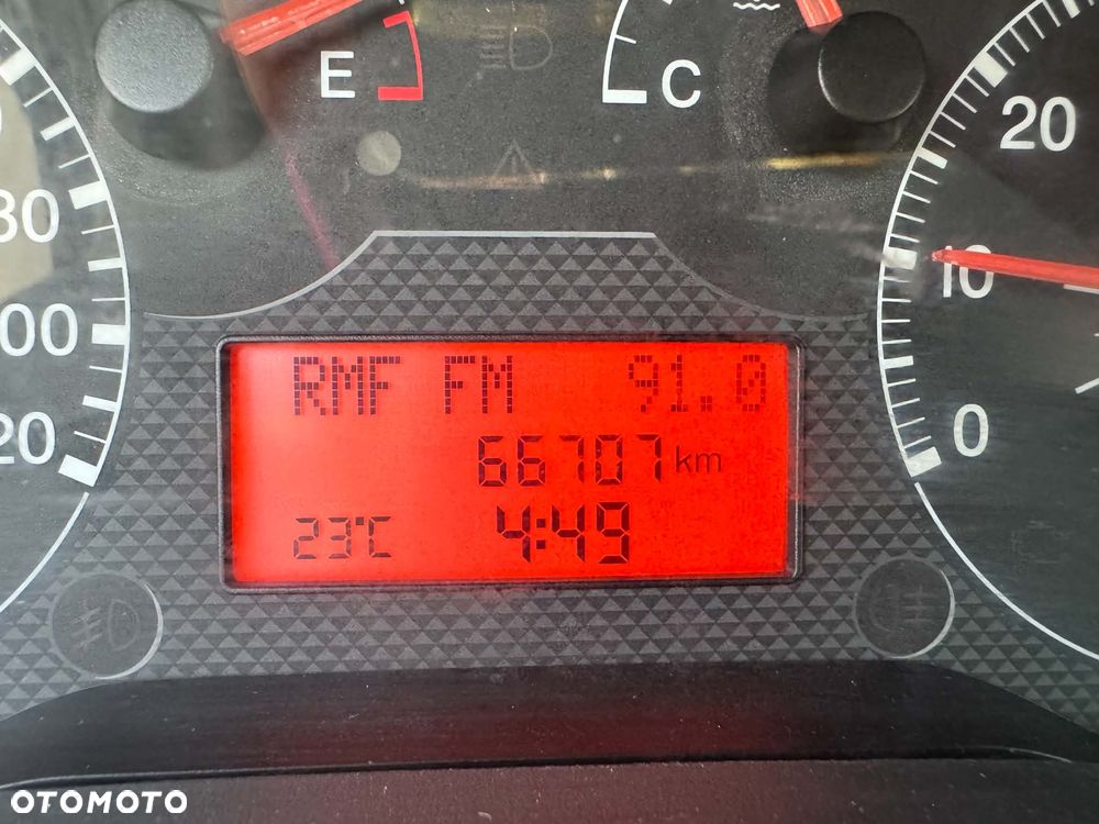 Renault Captur - 12