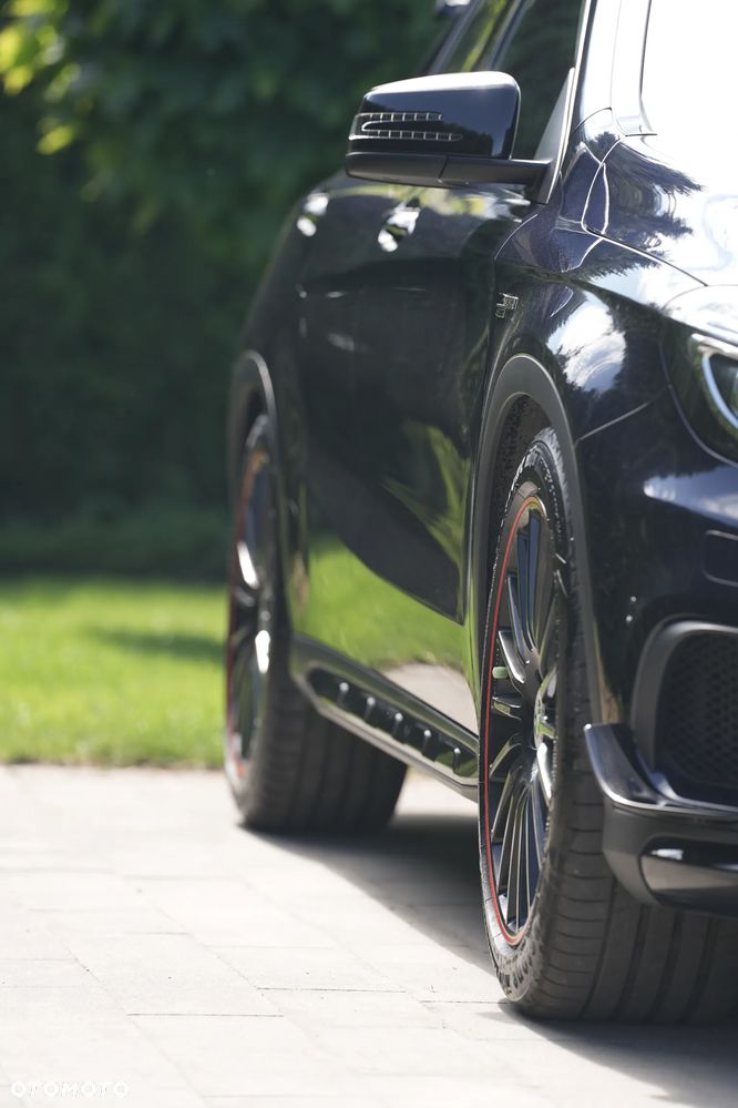 Mercedes-Benz GLA - 6