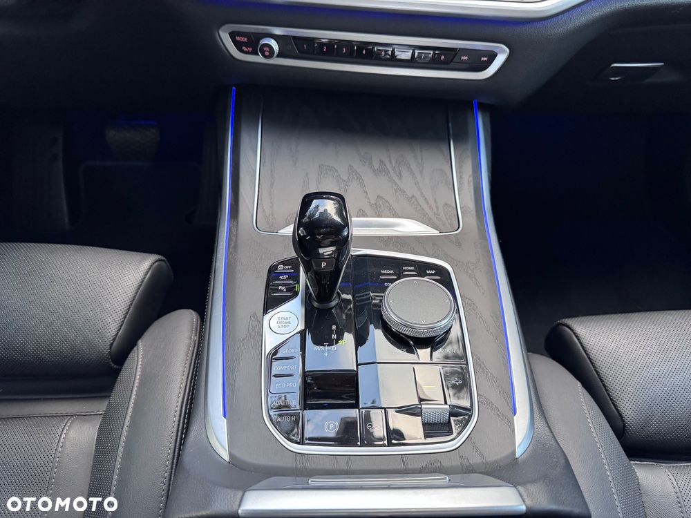 BMW X7 xDrive40d mHEV sport - 26