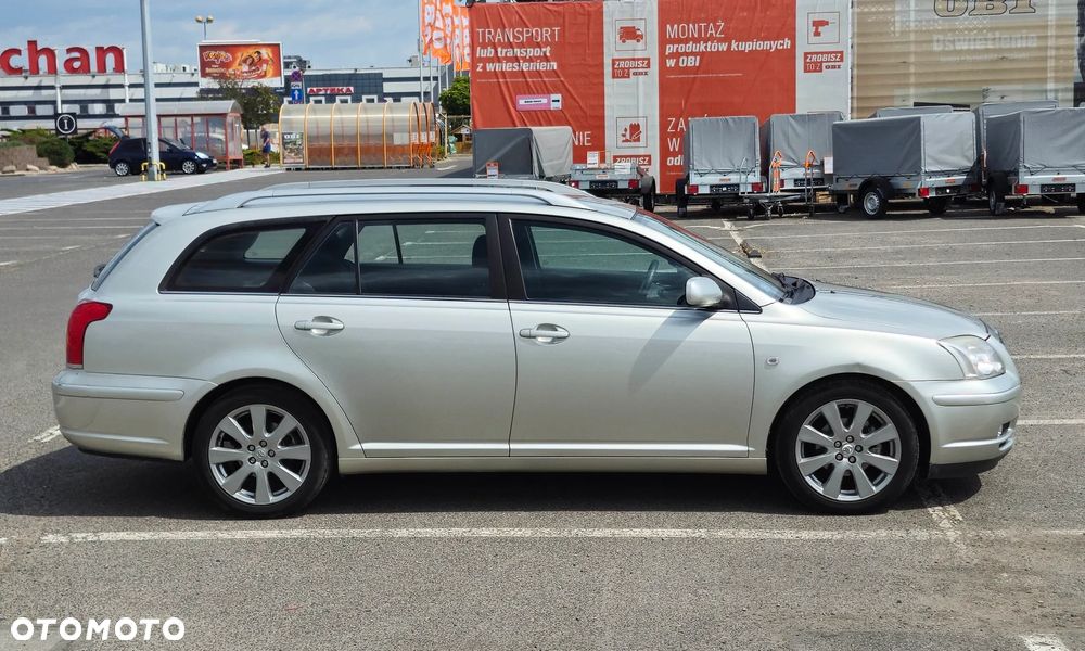 Toyota Avensis 1.8 VVT-i Sol - 4
