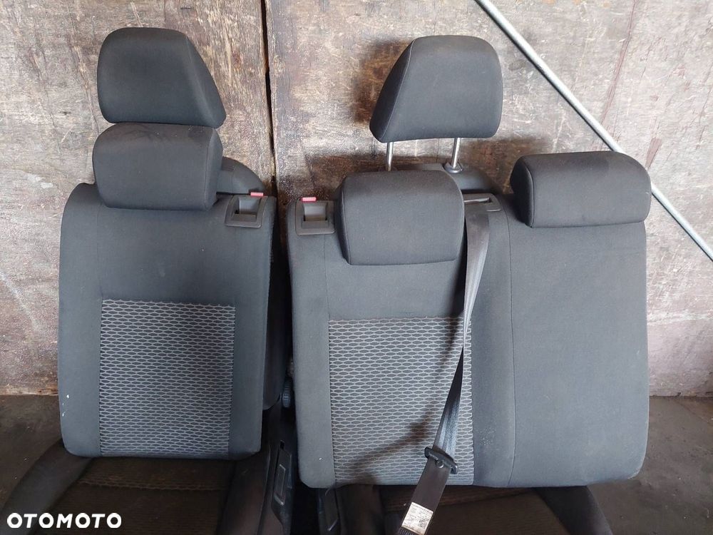 FOTELE KOMPLET LEWY PRAWY KANAPA TYŁ + BOCZKI VOLKSWAGEN GOLF VI HB 5D - 13