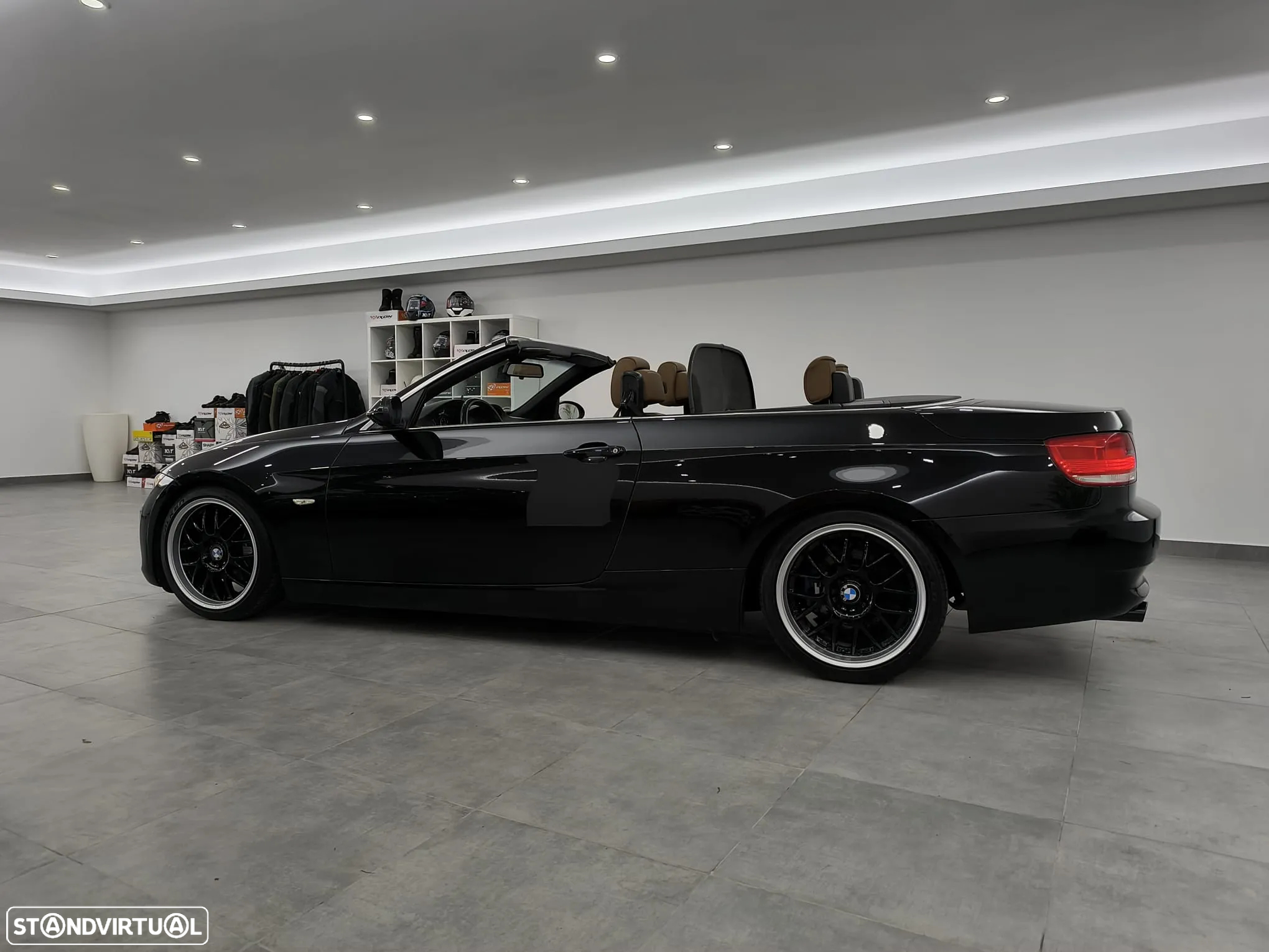 BMW 320 i Cabrio - 11