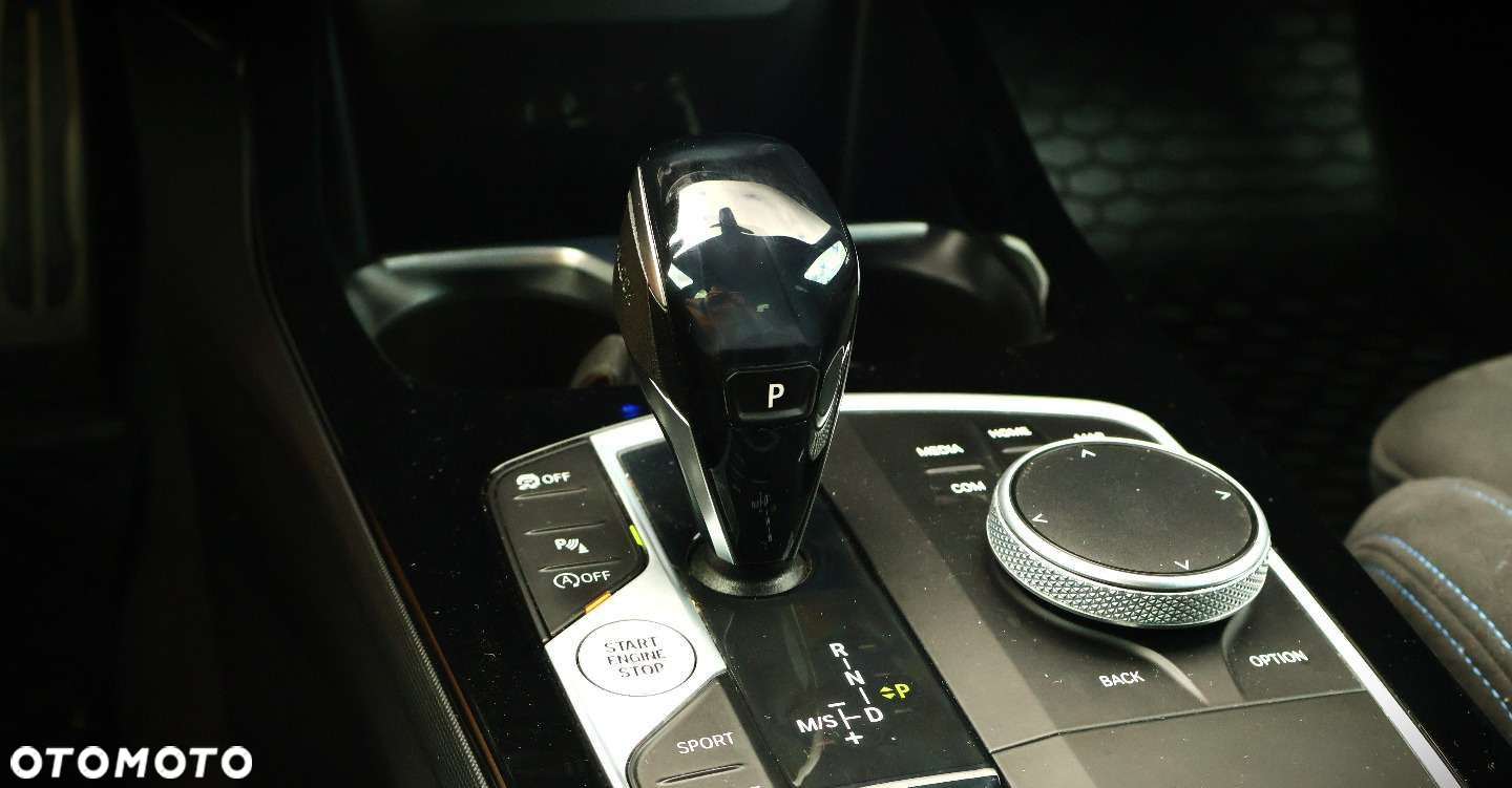 BMW Seria 2 218d M Sport - 30