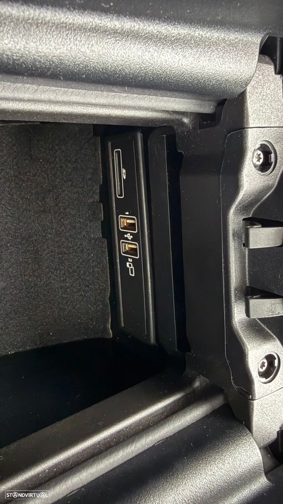 Mercedes-Benz E 220 d 4Matic Coupe 9G-TRONIC Edition 1 - 21