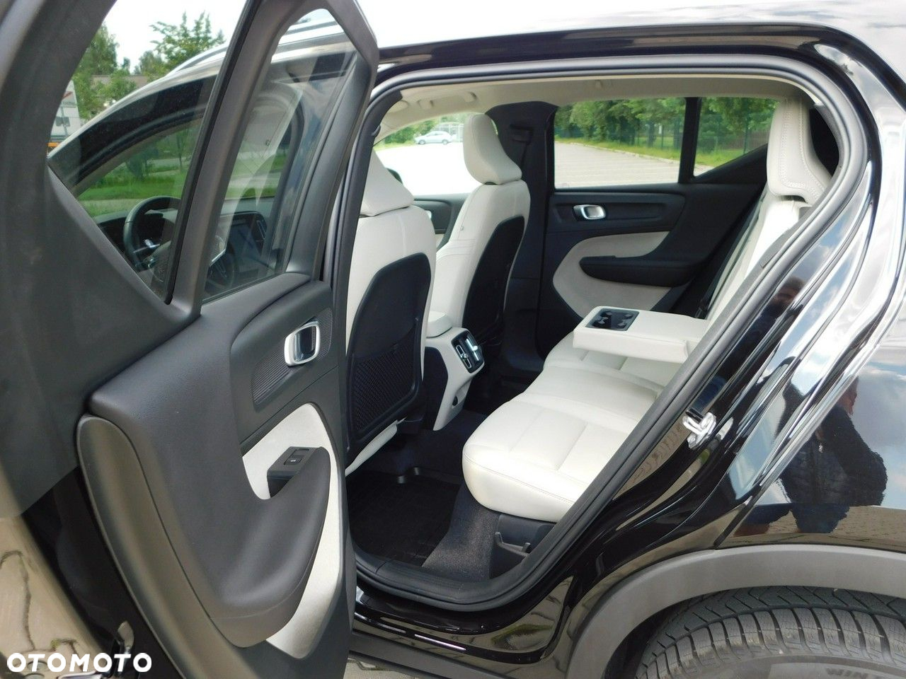 Volvo XC 40 D3 Momentum Pro - 12