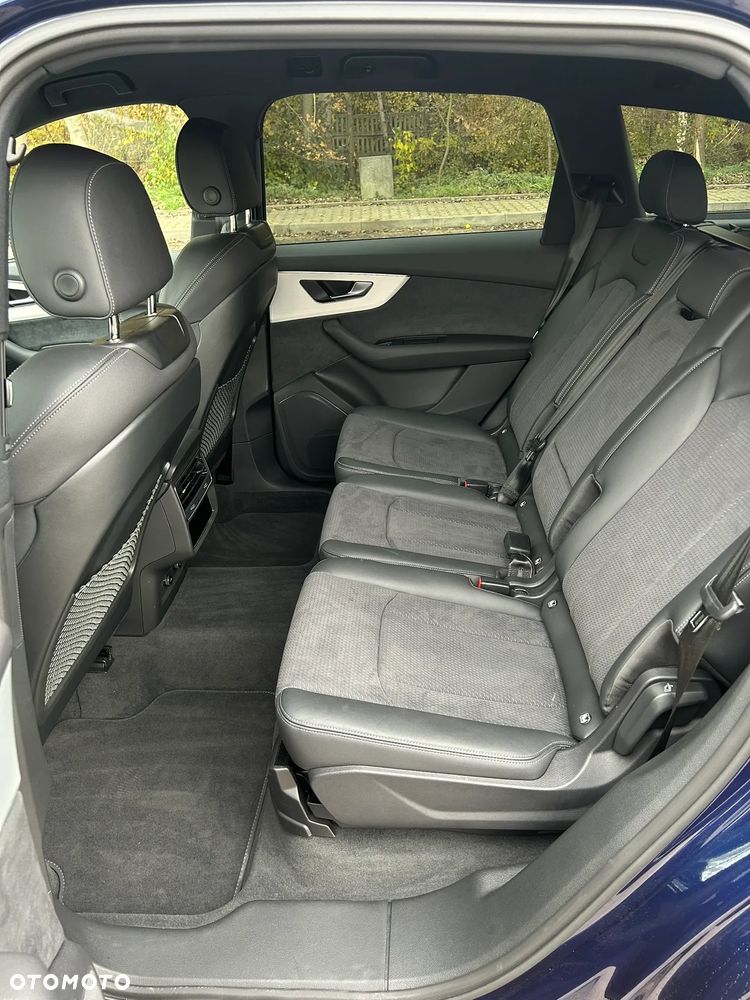Audi Q7 - 15