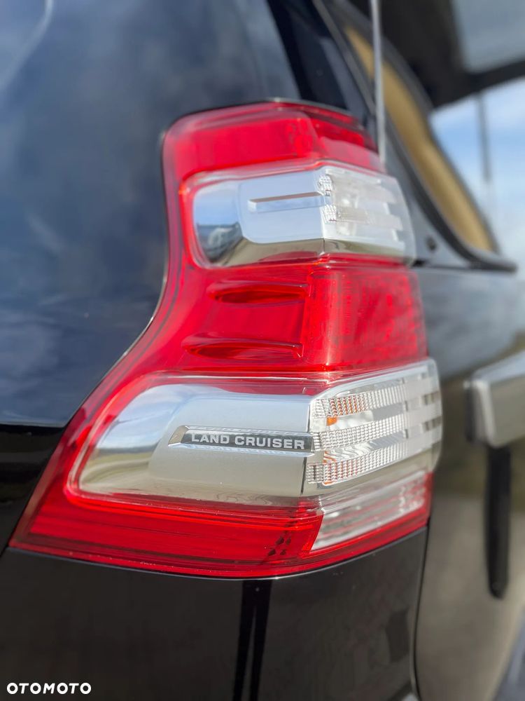 Toyota Land Cruiser LC 2.8 D-4D Prado - 30