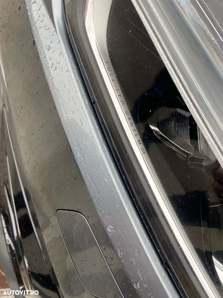 Volvo XC 60 D4 R-Design - 32