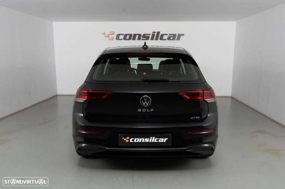 VW Golf 1.0 eTSI Life DSG - 6